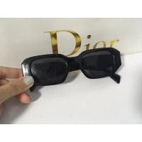 ราคา แว่นตาแฟชั่นสีดำมือสองใส่ครั้งเดียว (13893704673)