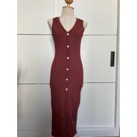 ราคา เดรสยาวคอวีผ่าหน้าผ้าร่องสายฝอ (23125745267)