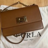 ราคา ส่งต่อกระเป๋า furla 1927 mini crossbody สภาพดีมาก (19614893772)