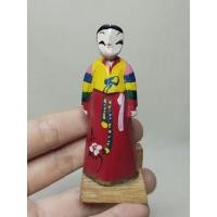 ราคา ตุ๊กตาไม้แกะสลัก ชุดฮันบก ตุ๊กตาชุดประจำชาติเกาหลี ของตกแต่งวินเทจ (42455287478)