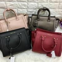 ราคา Charles & Keith Bag 2017 (Outlet) กระเป๋าแบรนด์เนม (650782584)