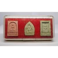 ราคา วัตถุมงคล สมเด็จโต,หลวงพ่อฉิม,หลวงพ่อเงิน ที่ระลึกพิธีมหาพุทธาภิเษก ณ วัดพระแก้ว ปี2540 (1ชุด 3องค์) พร้อมกล่องเดิม (2611075349)