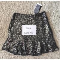 ราคา Zara skirt (new with tag) Size XS (628861848)