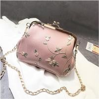 ราคา กระเป๋าสะพายข้างแฟชั่นสตรีปักลายดอกไม้แฮนด์เมด (41558836939)