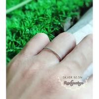 ราคา SALE แหวนเกลียว มินิมอล เงินแท้ 92.5% ลายเกลียว รมดำ งานไทย มีจ่ายปลายทาง (1383787878)