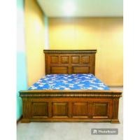 ราคา เตียงนอนคลาสสิคพร้อมที่นอนใหม่ (23141180562)