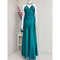 ราคา ชุดเดรสราตรีสีเขียว ผ้าซาติน แบรนด์ Morgan & Co . ส่งต่องาน Used (28328054877)