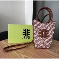 ราคา กระเป๋าสะพาย แบรนด์แท้ ของใหม่ (22166704724)