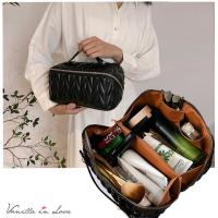 ราคา BG133 กระเป๋าใส่เครื่องสำอาง แบบซิป Vanilla in love makeup bag กระเป๋าเมคอัพ (18591012298)