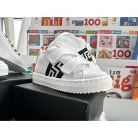 ราคา versace kid sneakers รองเท้าแบรนด์เนมเด็กแท้ (23939887481)