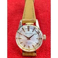 ราคา SEIKO QUEEN SEIKO DIASHOCK 23 JEWELS ระบบไขลาน ตัวเรือน 14K Gold Filled นาฬิกาผู้หญิง มือสองของแท้ (23044892518)