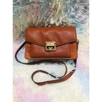ราคา GIVENCHY GV3 BAG รุ่นใหม่ ตรงรุ่น ปี 2022 (19650490033)