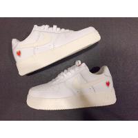 ราคา รองเท้า Nike Air Force 1 Valentine’s Day 2020 มือสอง แท้ 100% (6290099052)
