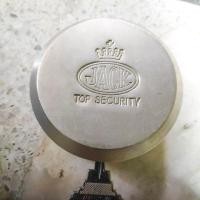 ราคา กุญแจล็อกประตูม้วน jack กันตัด100% มือสอง (20359814443)