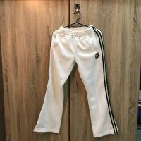 ราคา กางเกงวอมสีขาวแทบขาวดำ converse size.L (4819404126)