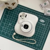 ราคา โพลารอยด์ Fujifilm Instax mini 25 White ️ สภาพใหม่ • เบาพกง่ายสาย minimal ควรมี เทสแล้ว | กล้องฟิล์มมือสอง (21861734355)