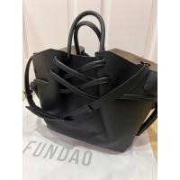 ราคา Fundao grained calfskin black กระเป๋า fundao มือสอง (27556650458)