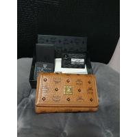 ราคา Mcm ของแท้ %กระเป๋าสตางค์ใบสั้น 3 พับ(Used) (25986523783)
