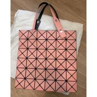 ราคา กระเป๋า BaoBao Issey Miyake แท้ 6x6 (13281293371)