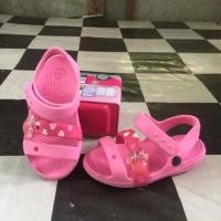 ราคา รองเท้าลำลอง Crocs disney (649283032)