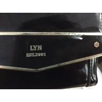ราคา กระเป๋าตังค์LYN แท้100% มือสอง (130838839)