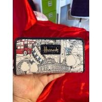 ราคา กระเป๋าสตางค์ Harrod ลายสวยหรูวินเทจสไตล์อังกฤษ มือสอง ของแท้ (27961536564)