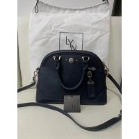 ราคา กระเป๋าสะพาย Lyn used มือสอง สีกรม (11594240709)