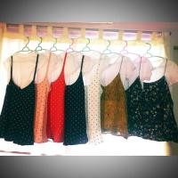 ราคา เสื้อผ้าแฟชั่น มือ 1 สนใจตัวไหนสอบถามได้นะคะ 100 บาททั้งร้าน (692747394)