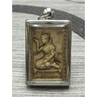 ราคา จี้นางกวัก องค์แม่นางกวัก แม่นางกวักเรียกทรัพย์ ด้านหลัง สาริกาเรียกทรัพย์ (2342380310)