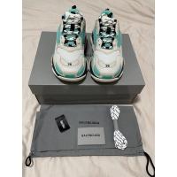 ราคา Used like new Balenciaga Triple S 36 (12336574710)
