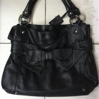 ราคา LLOYD BAKER ของแท้ 100% กระเป๋าถือสุภาพสตรี/สีดำ ใส่ของได้เยอะ จุสุดๆๆ (2222041302)