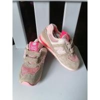 ราคา รองเท้าเด็ก Newbalance 574 มือสอง (7845813654)