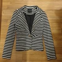 ราคา เสื้อสูทRAMPAGE แท้ 100% ขนาดM ลายทางสีดำ (4414601862)