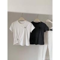 ราคา เสื้อยืดสีเรียบ ดีเทลเจาะเป็นรูปหัวใจ (23948770968)