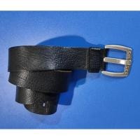 ราคา เข็มขัดหนังสีดำมือสองแบรนด์ diesel สภาพสวย (19586133961)