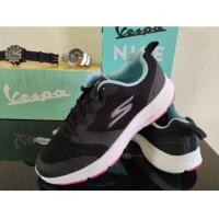 ราคา ส่งต่อรองเท้าผ้าใบลำลอง Skechers มือสอง (27300775016)