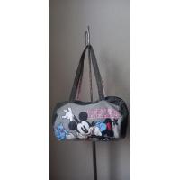 ราคา กระเป๋าผ้าผสมผ้ายืด Mickey Mouse ของ Disney ปากบนซิป ทรงหมอน สะพายไหล่ได้ ขนาด 12 × 8 นิ้ว (26122969585)