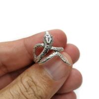 ราคา - แหวน เงินแท้ 92.5% รูปงู งานส่งออก งานขัดเงาลงดำ หนัก 3.7 กรัม (20745056194)