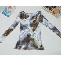 ราคา เสื้อยืดแขนยาว แต่งลายมัดย้อม แต่งดีเทลจีบที่คอเสื้อ ป้าย SimplyVera Vera Wang (19972881333)