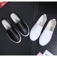 ราคา รองเท้าผ้าใบ แบบสลิปออน กันน้ำ สีขาว/สีดำ (25879000165)