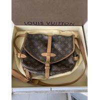 ราคา lv saumur 30 ของแท้ 100% พร้อมกล่องและถุงผ้า (12914862309)