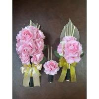 ราคา ช่อดอกไม้จันทน์ ช่อเชิญช่อประธาน สีชมพูละมุน สวยงานฝีมือละเอียด (42158616349)