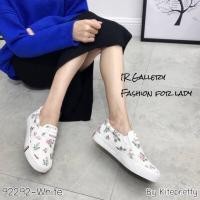 ราคา รองเท้าผ้าใบ ลายดอกวินเทจ *ทักแช้ตเช้คก่อนสั่ง (1273389122)