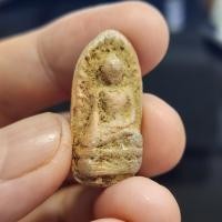 ราคา พระรอดเนื้อดิน (มีกริ่ง) กรุดอยไซ (44165295061)