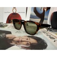 ราคา Used Polaroid กรอบแว่นตา ตัวแว่นตาและขามีความแข็งแรง เลนส์มีรอยขนแมว สภาพใช้งาน ไม่มีอุปกรณ์ (43016223639)