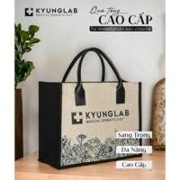 ราคา กระเป๋า Kyunglab CANVAS CANVAS กระเป๋าโท้ต กระเป๋าถือ กระเป๋าฟางเดินทาง กระเป๋าชายหาดขนาดใหญ่ มีตัวล็อค - Sally Cosmetic (44414546937)