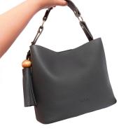 ราคา [กระเป๋ามือสอง] NICOLE MILLER ของแท้! (มาพร้อม สายยาว+กระเป๋าเสริม!) หนังPU 10นิ้ว กระเป๋าสภาพดี กระเป๋าสะพายข้าง (25540877960)