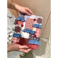 ราคา เคสป้องกันผ้ายีนส์ตารางสีแดงน่ารักเข้ากันได้กับ iPad 2025Pro 11 นิ้ว 9th 10.2 นิ้ว Air7/6th 10th 10.9 นิ้ว 9.7/10.5 นิ้ว mini7/6 พร้อมช่องเสียบปากกา (26991229874)