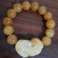 ราคา สร้อยข้อมือหยกน้ำผึ้ง แกะสลักปี่เซี๊ยะ (889004571)