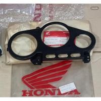 ราคา ฝาครอบไมล์ตัวล่าง LS HONDA LS125 2T (แท้ศูนย์ฮอนด้า) 37103-KBA-930 (25895345018)